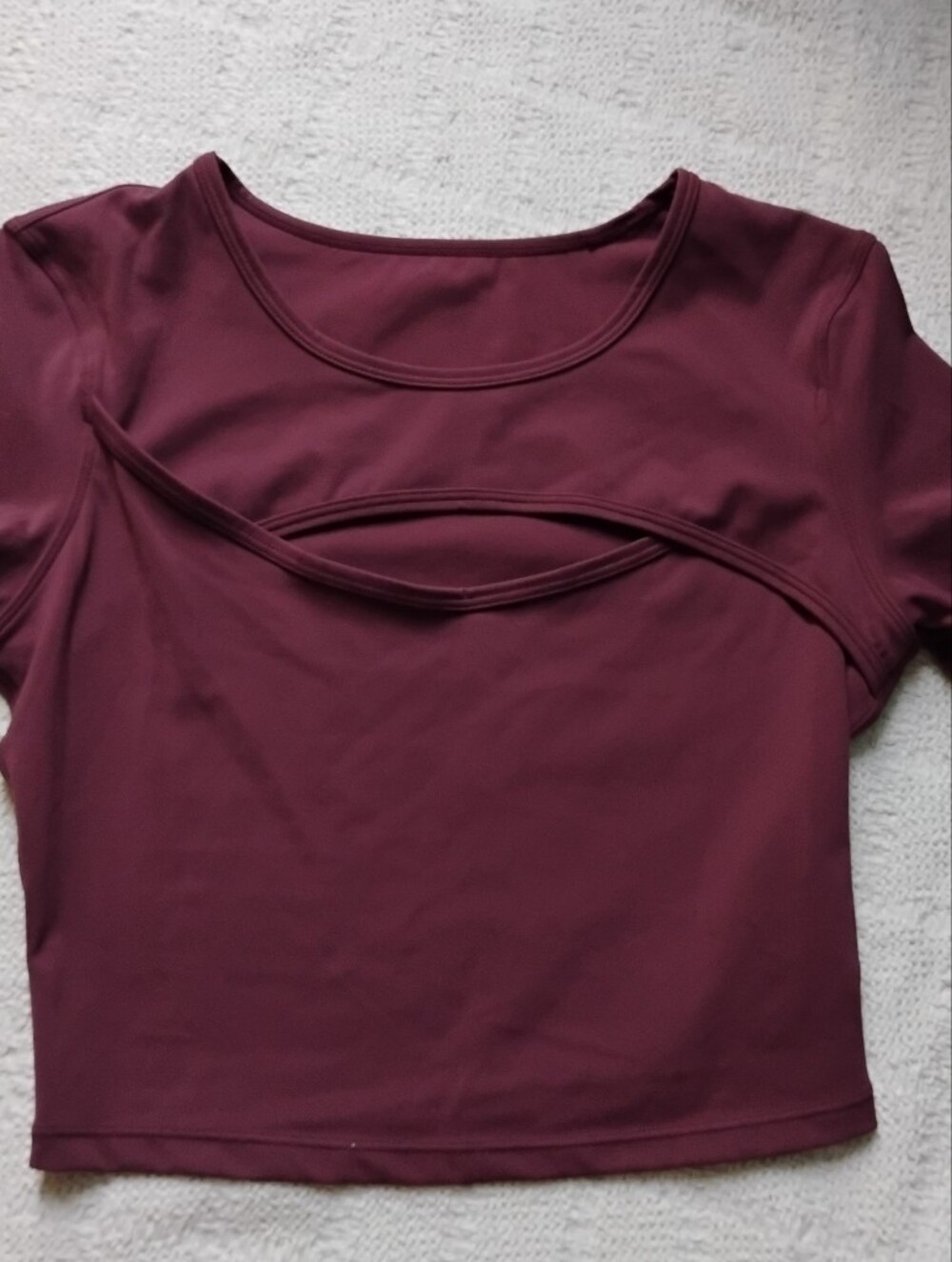 Women's Short Sleeve Cutout Top in Deep Burgundy
